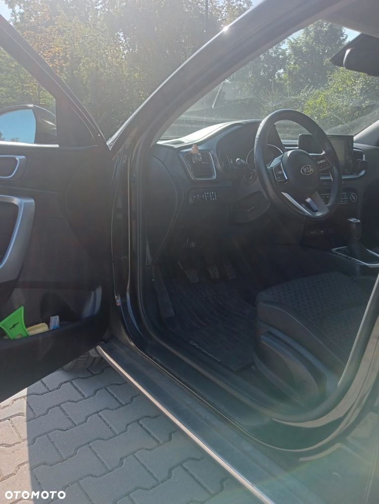 Kia XCeed 1.5 T-GDI M - 7