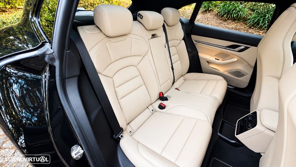 Porsche Taycan Bateria Performance Plus - 38