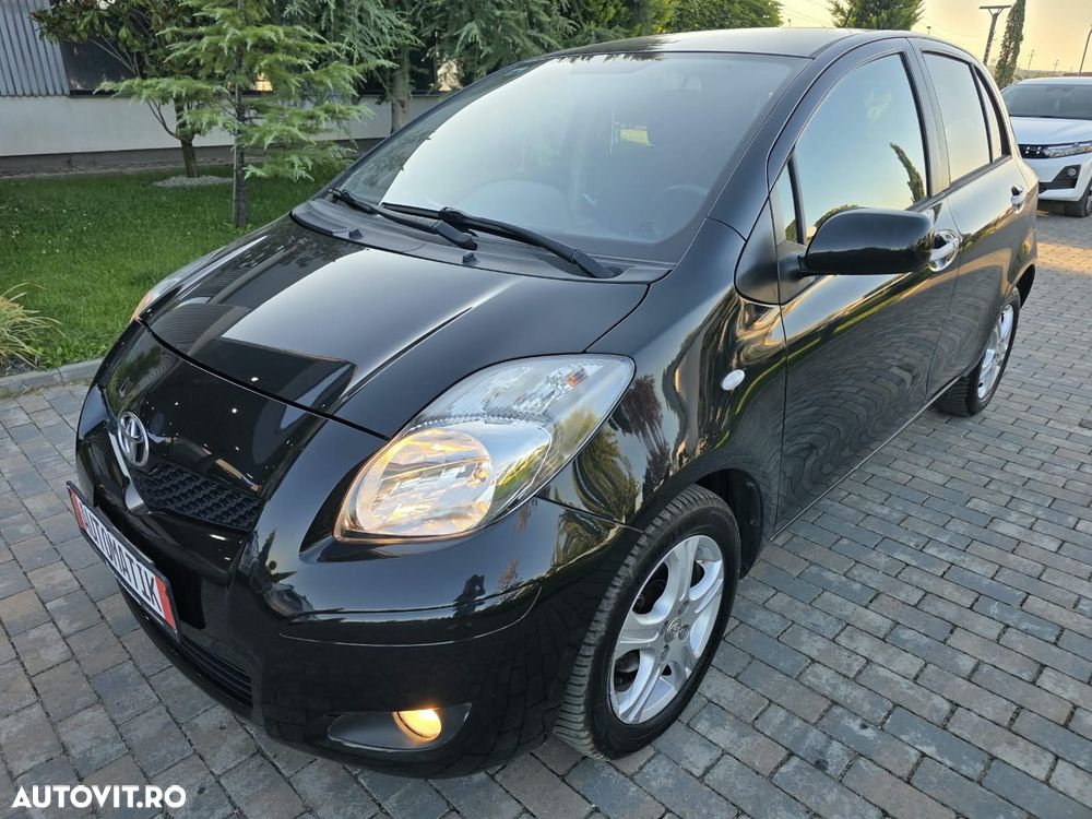 Toyota Yaris - 2