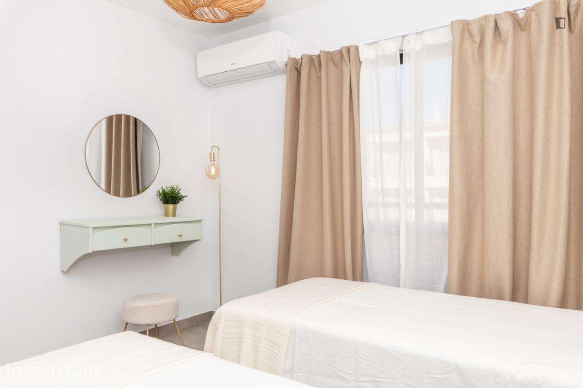 Apartamento com 2 quartos - localizado em Faro - Grande imagem: 5/26