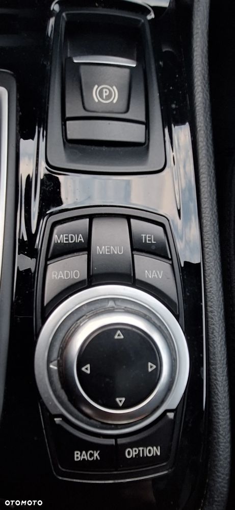 BMW Seria 2 218d Sport-Aut Advantage - 21