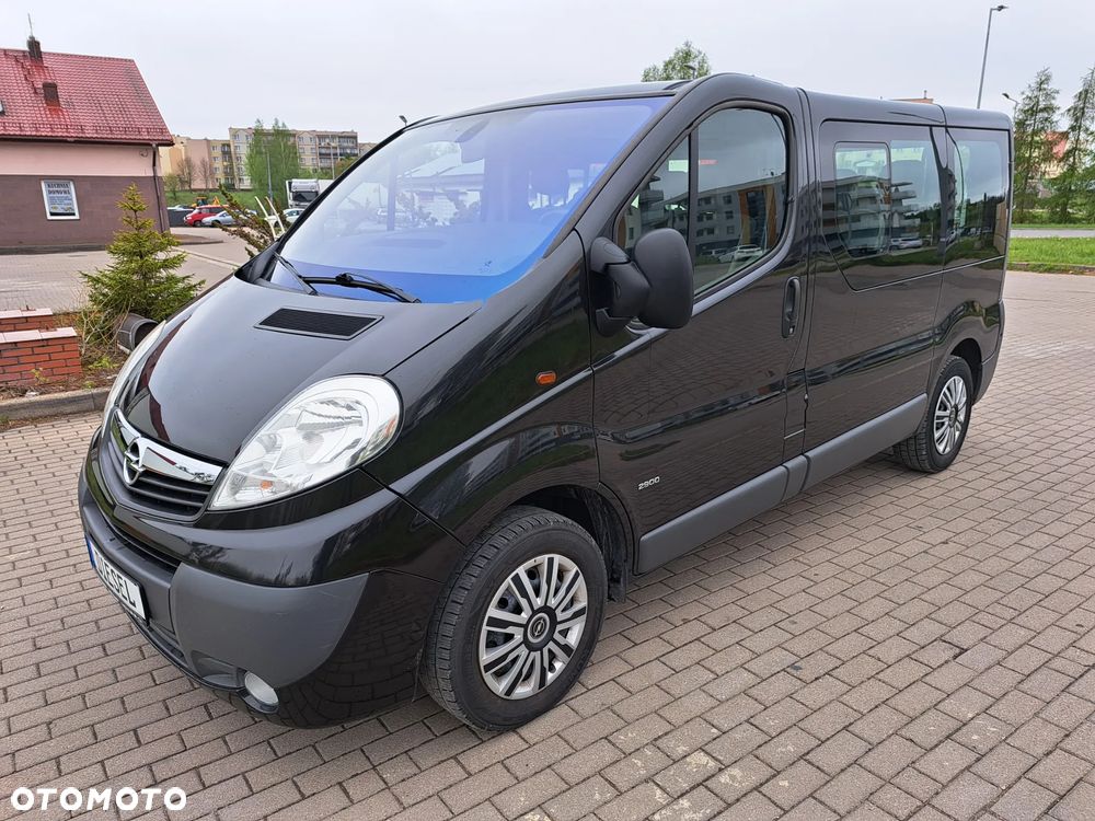 Opel Vivaro - 1