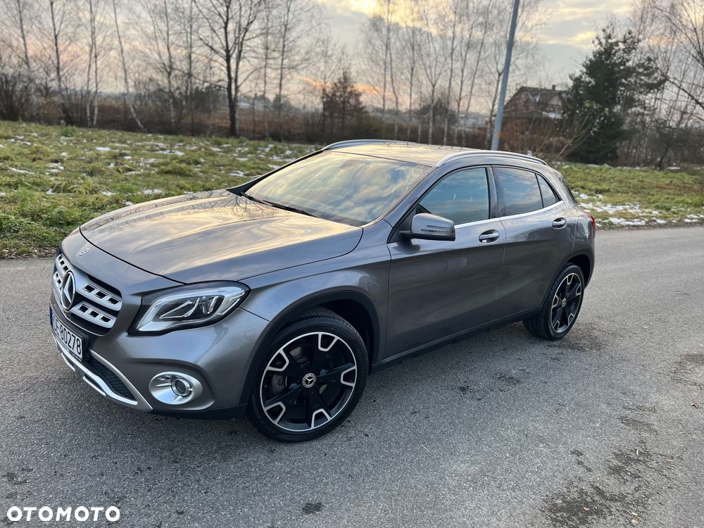 Mercedes-Benz GLA 250 7G-DCT AMG Line - 16