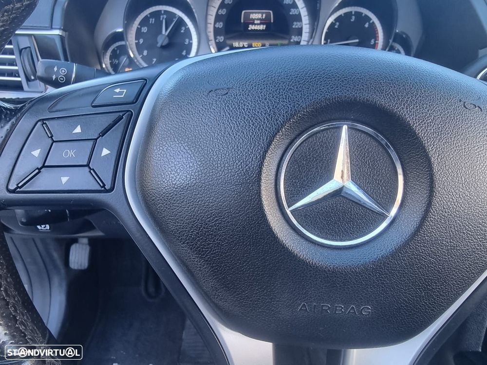 Mercedes-Benz E 200 - 25