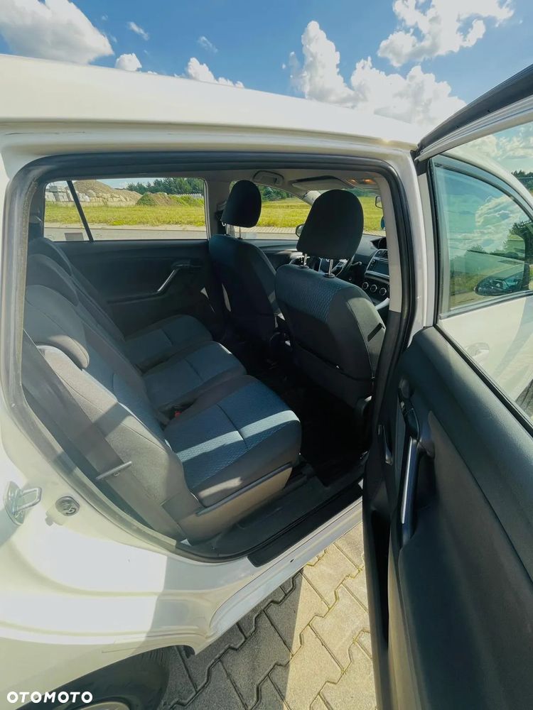Toyota Verso 1.6 D-4D Active - 12