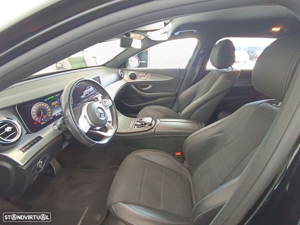 Mercedes-Benz E 300 de AMG Line - 35