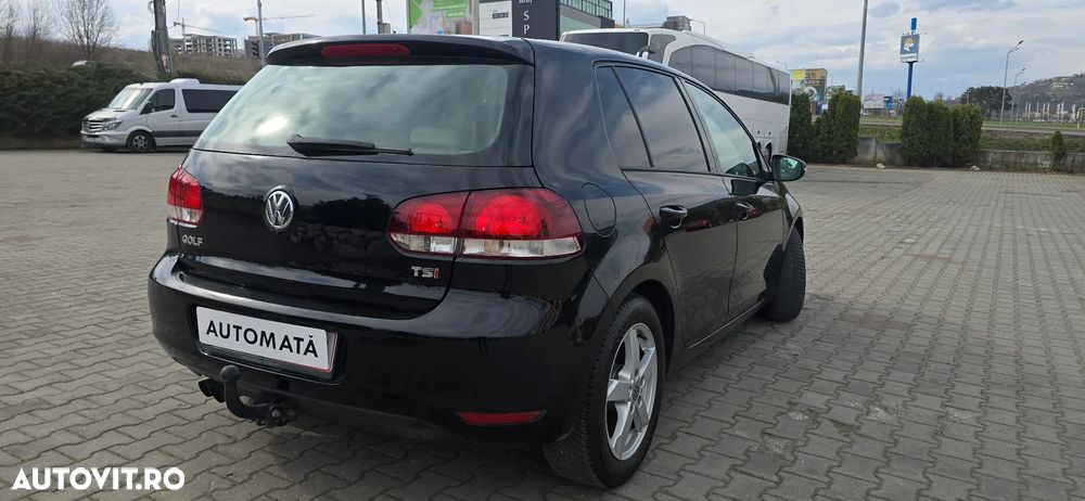 Volkswagen Golf 1.4 TSI BlueMotion Technology DSG Highline - 5