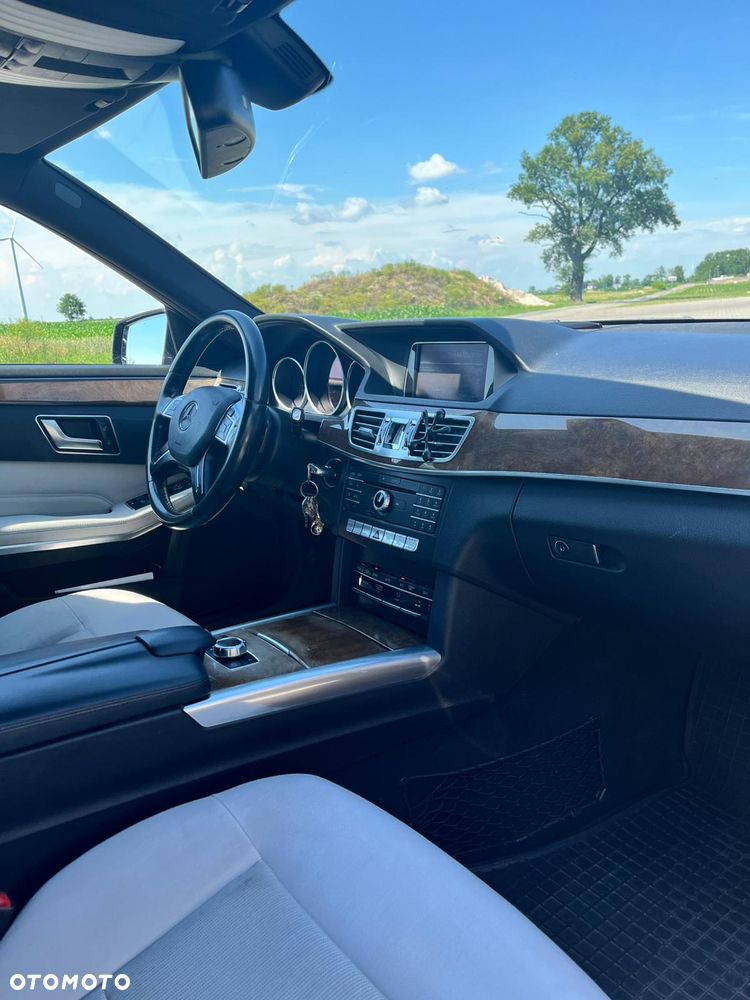 Mercedes-Benz Klasa E 200 BlueTEC 7G-TRONIC - 13