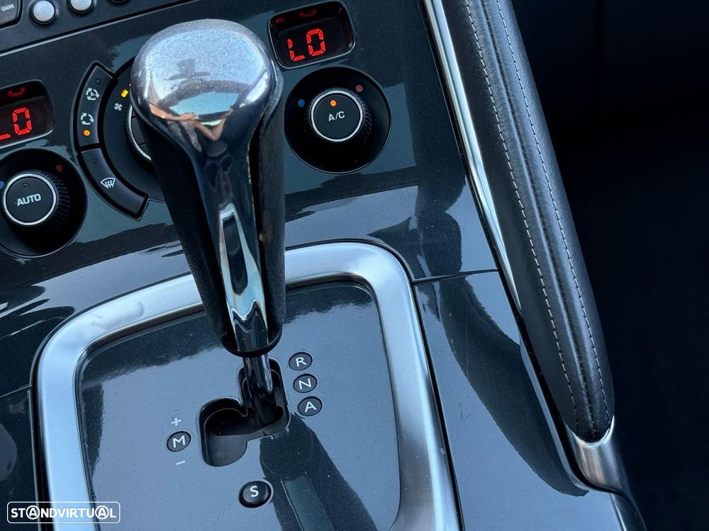 Peugeot 3008 1.6 e-HDi Allure 2-Tronic - 21