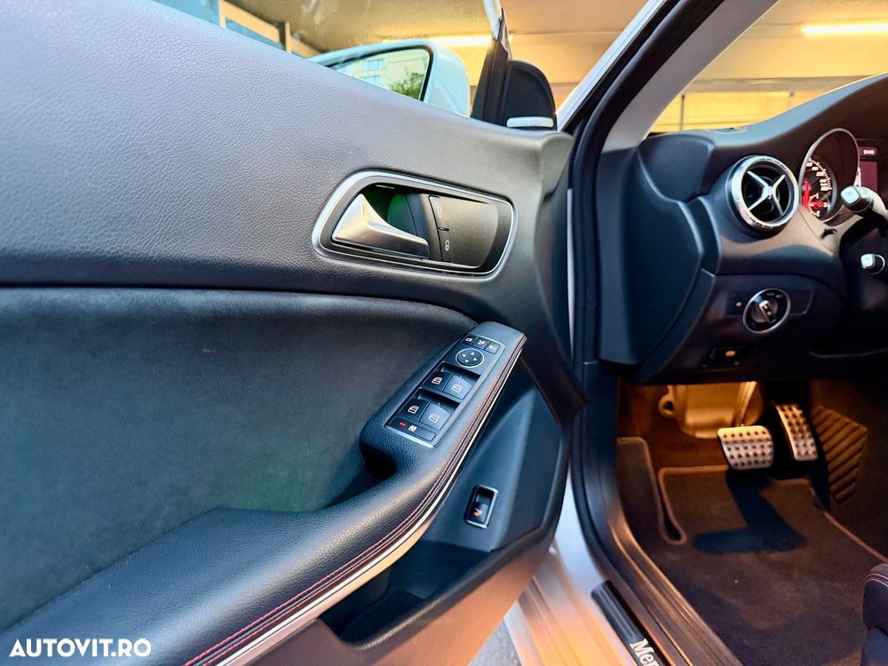 Mercedes-Benz CLA 220 - 12