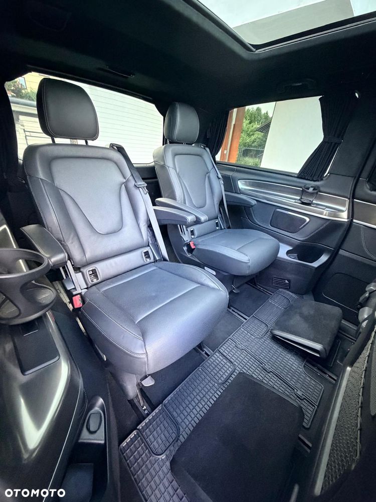 Mercedes-Benz Klasa V 300 d 4-Matic Exclusive 9G-Tronic (d³ugi) - 22