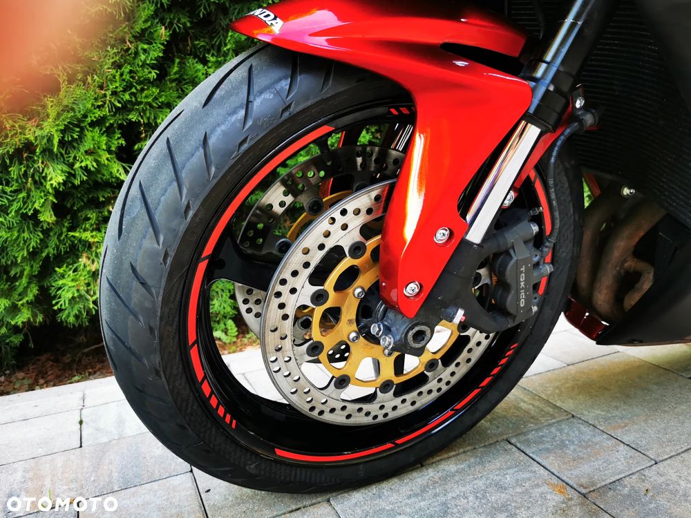 Honda CBR - 19