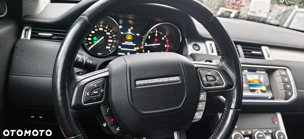 Land Rover Range Rover Evoque - 28
