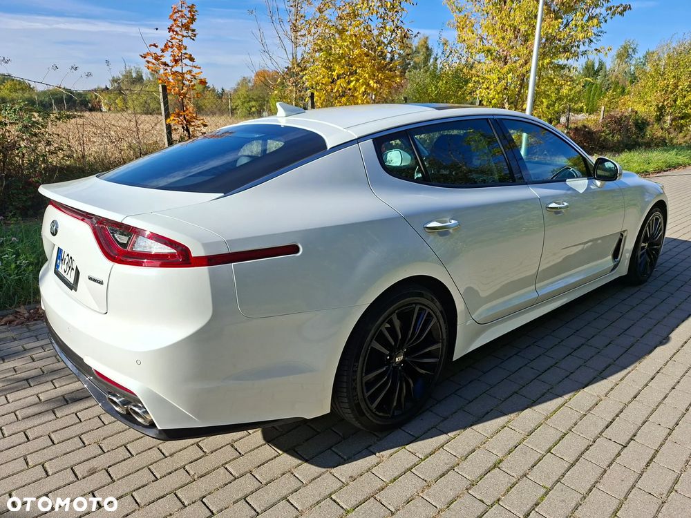 Kia Stinger 2.0 T-GDI L - 6