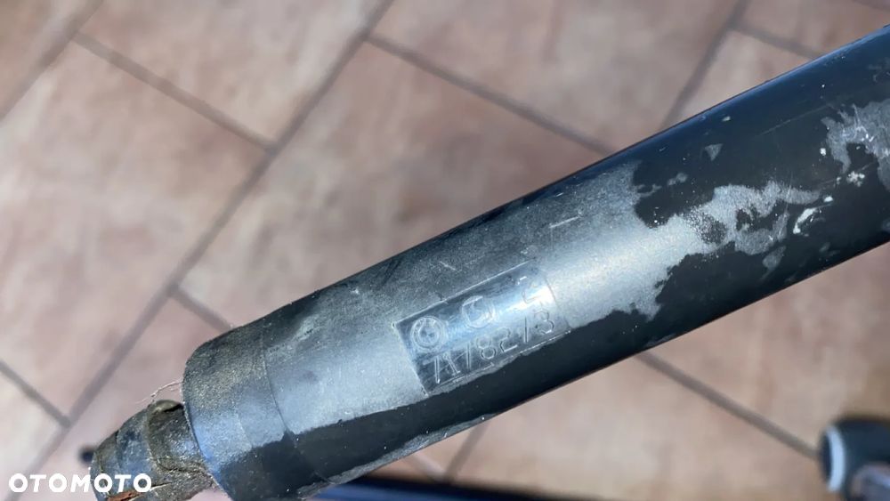 TELESKOP SIŁOWNIK KLAPY TYŁ 7178273 BMW E61 LIFT PRAWY LEWY 7178273 - 3