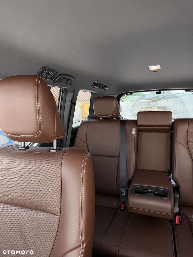 Toyota Land Cruiser LC 2.8 D-4D Executive - 8