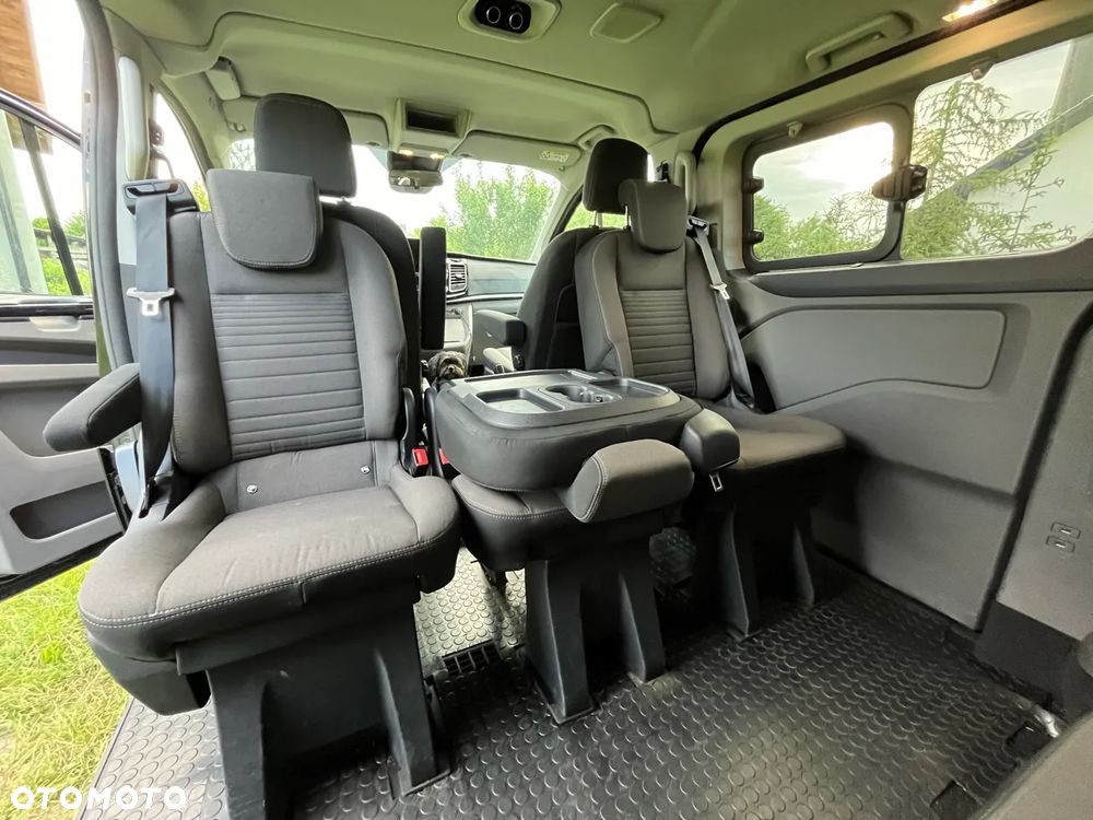 Ford Tourneo Custom 2.0 EcoBlue L1 Titanium SelectShift - 20