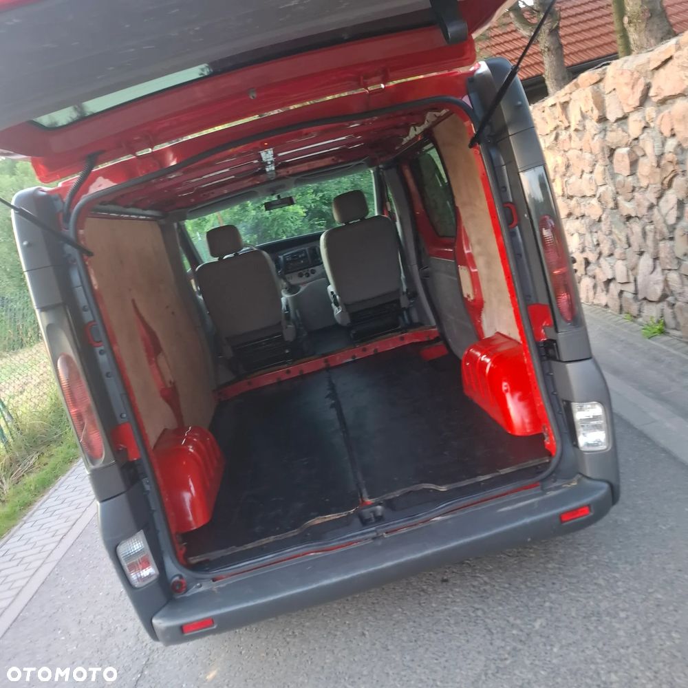 Opel Vivaro - 23