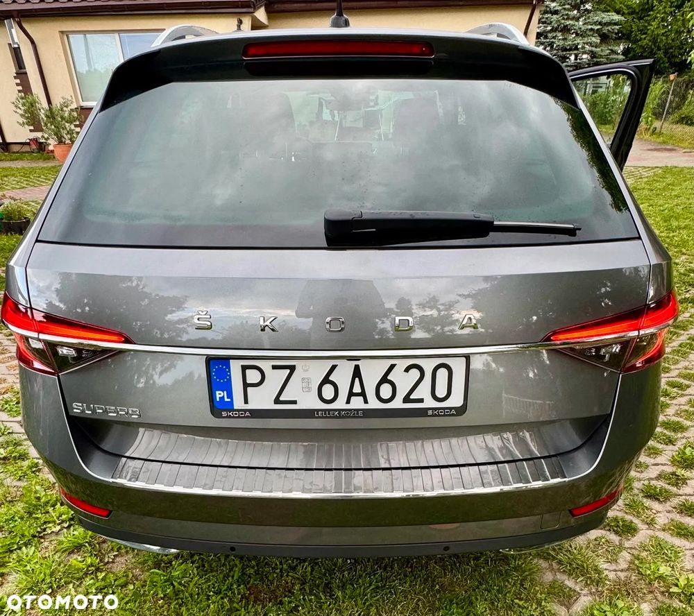 Skoda Superb 2.0 TSI L&K DSG - 7