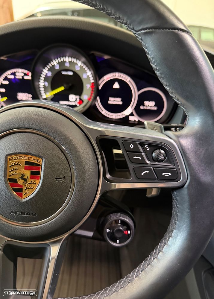 Porsche Cayenne Coupé E-Hybrid Platinum Edition - 28