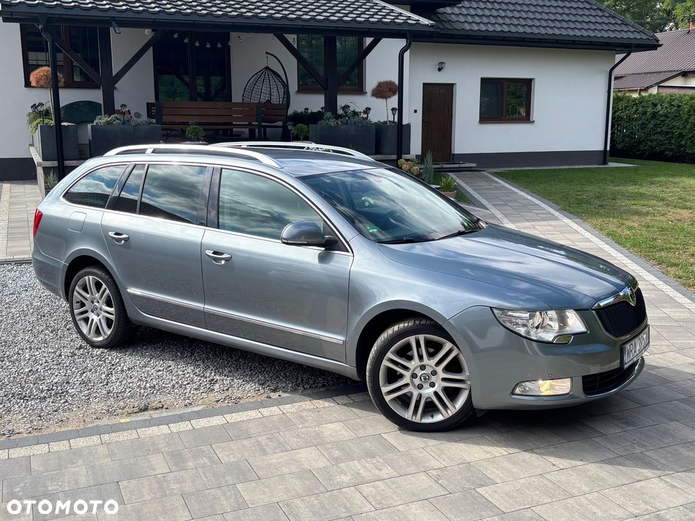 Skoda Superb 2.0 TDI Elegance DSG - 30