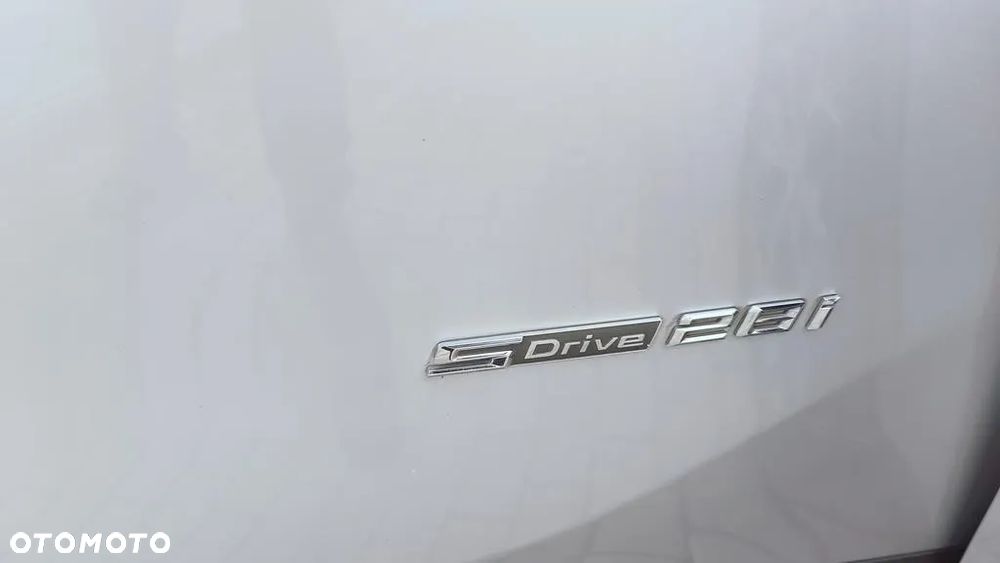 BMW X1 xDrive25i xLine - 19