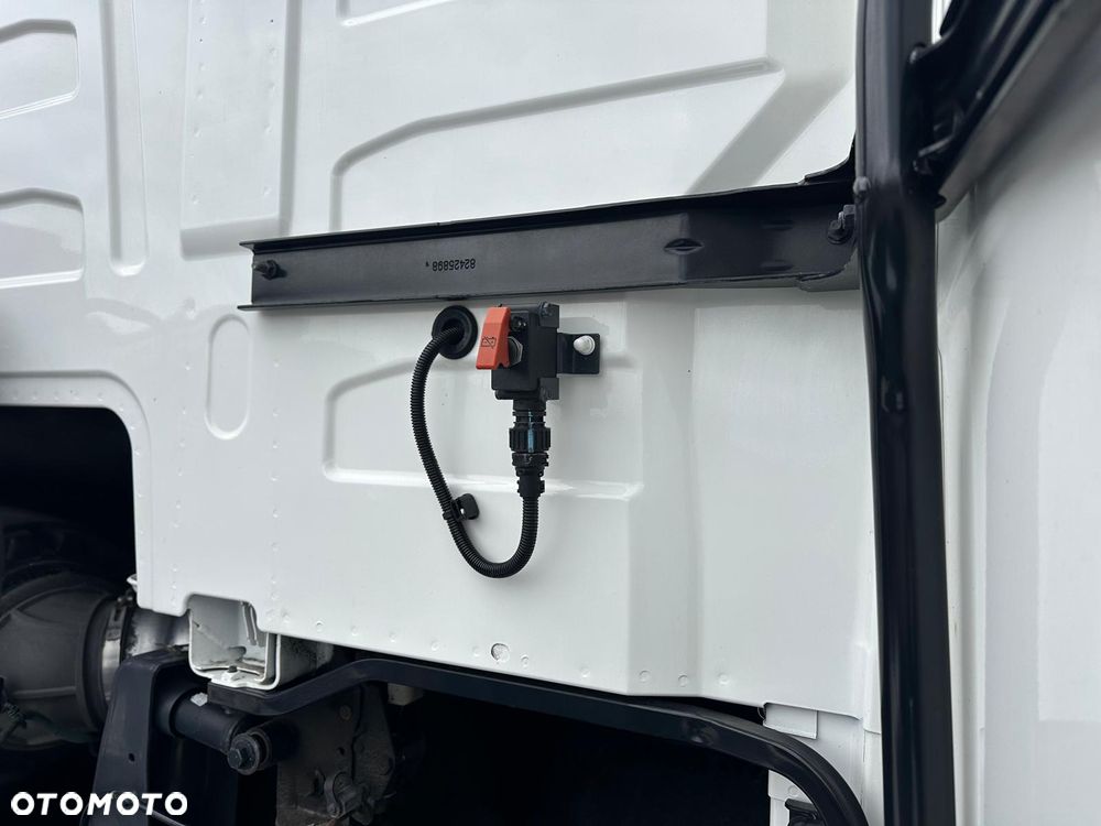Volvo FH 460 I-save - 7
