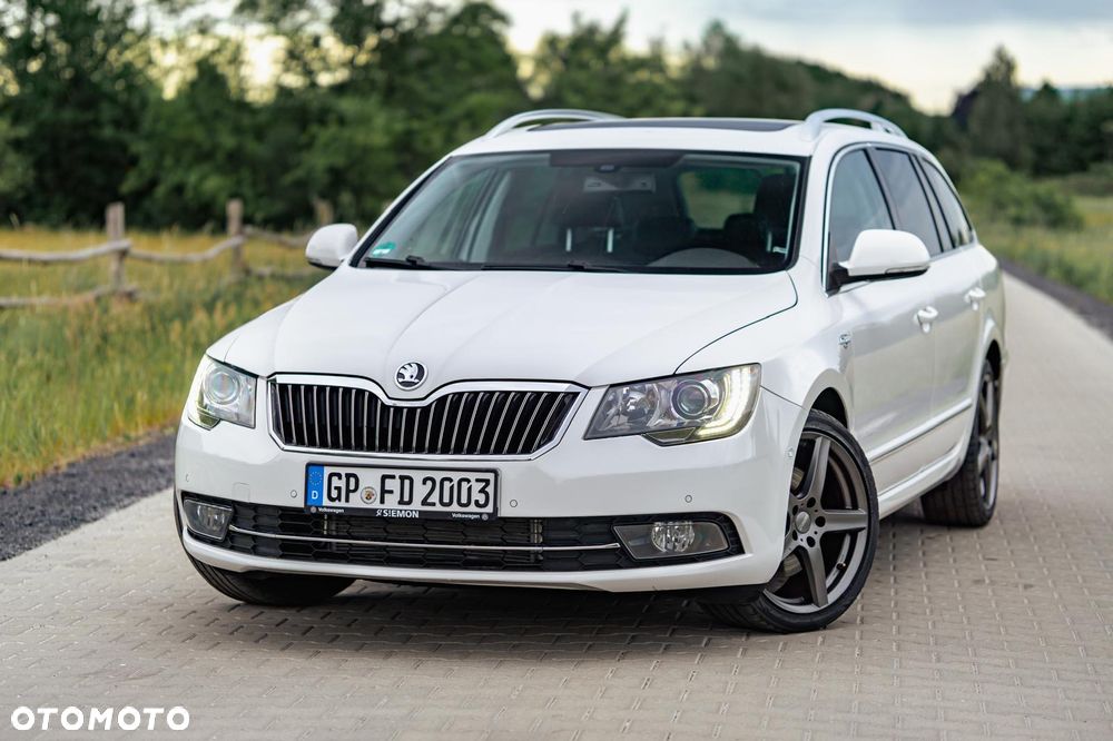 Skoda Superb 2.0 TDI L&K DSG - 8
