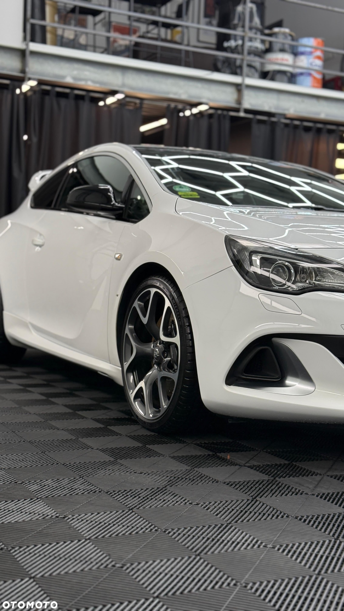 Opel Astra OPC Start/Stop - 14