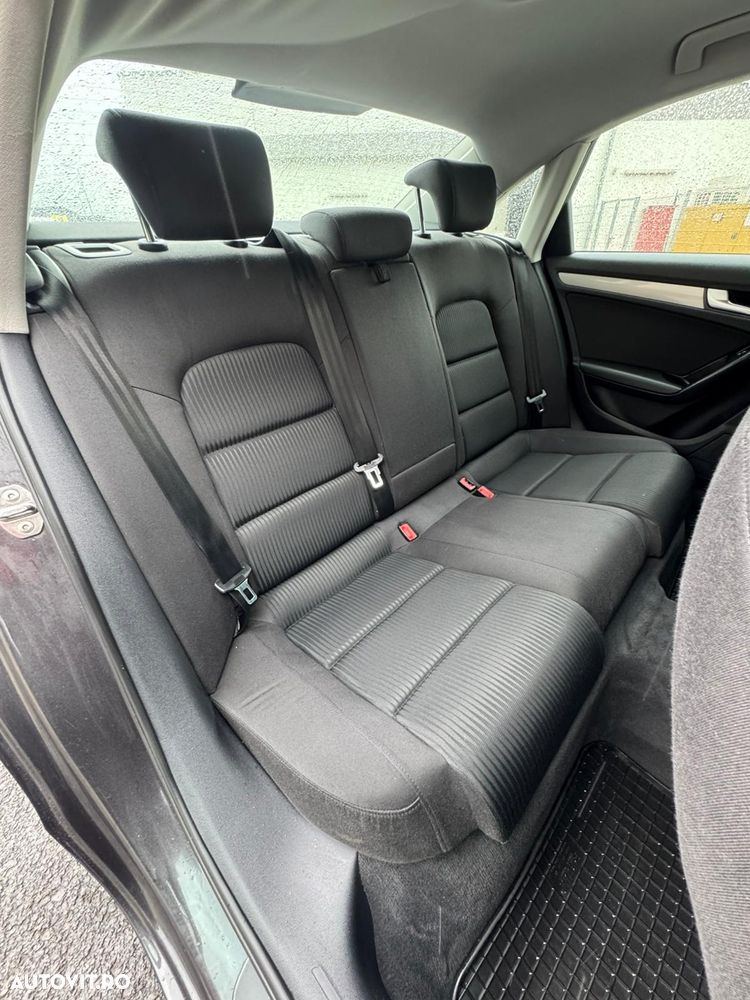 Audi A4 2.0 TDI DPF Ambiente - 10