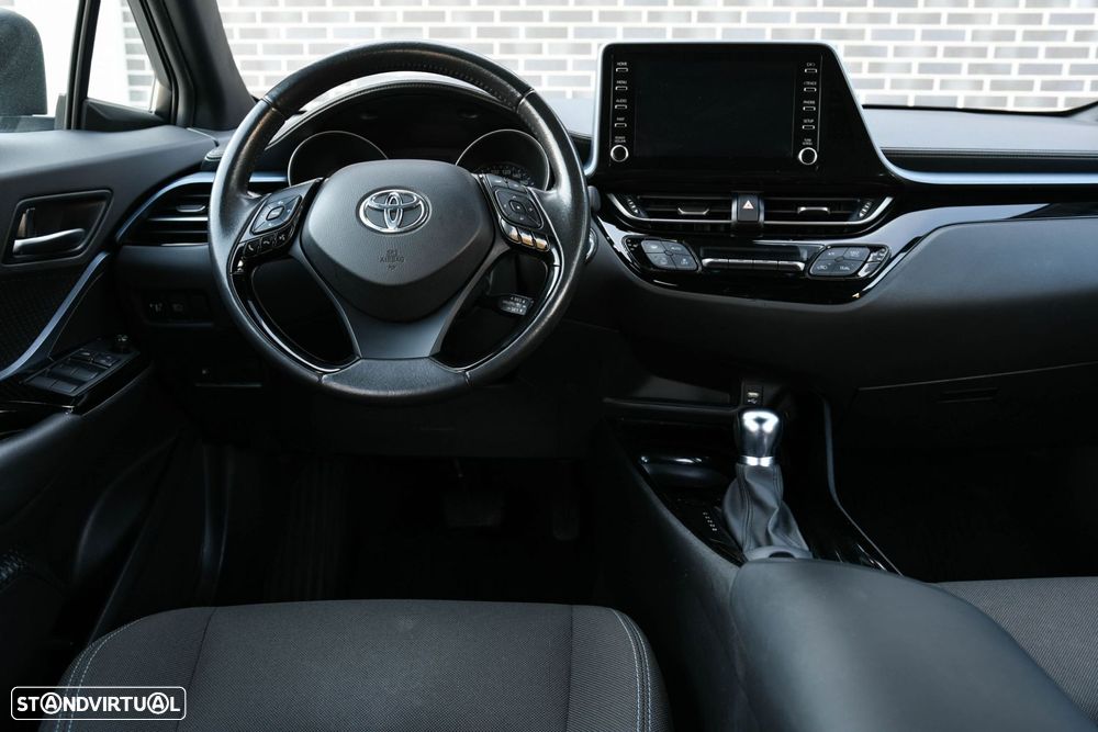 Toyota C-HR 1.8 Hybrid Square Collection - 23