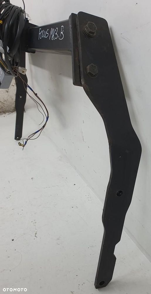 BELKA WIĄZKA HAKA HOLOWNICZEGO FORD FOCUS MK3 KOMBI 10R-0510280 - 2