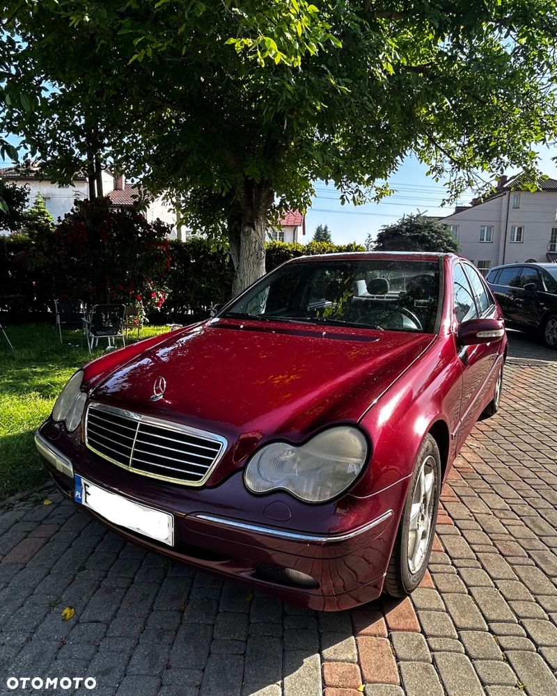Mercedes-Benz Klasa C 200 CDI Elegance - 3