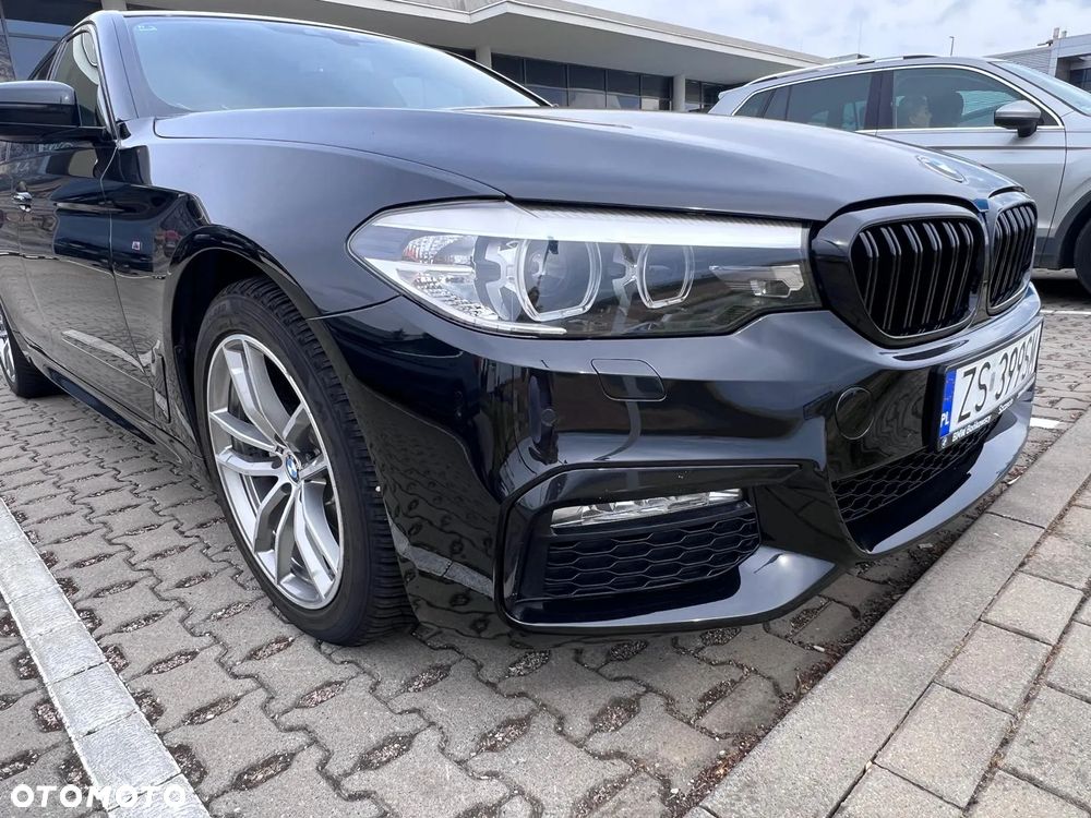 BMW Seria 5 520d M Sport - 5