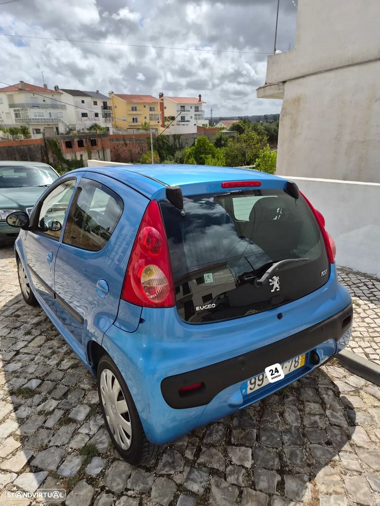 Peugeot 107 1.0 Trendy - 1