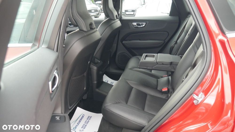 Volvo XC 60 - 25
