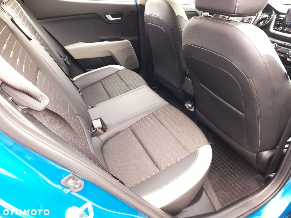 Kia Stonic 1.0 T-GDI L - 23