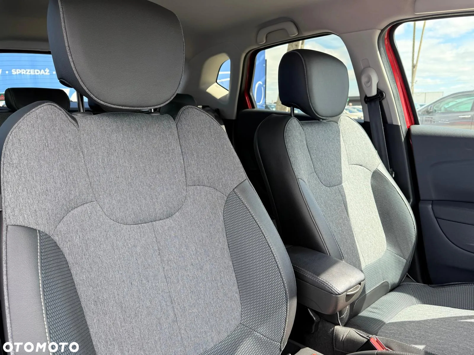Renault Captur 1.2 Energy TCe Intens - 18
