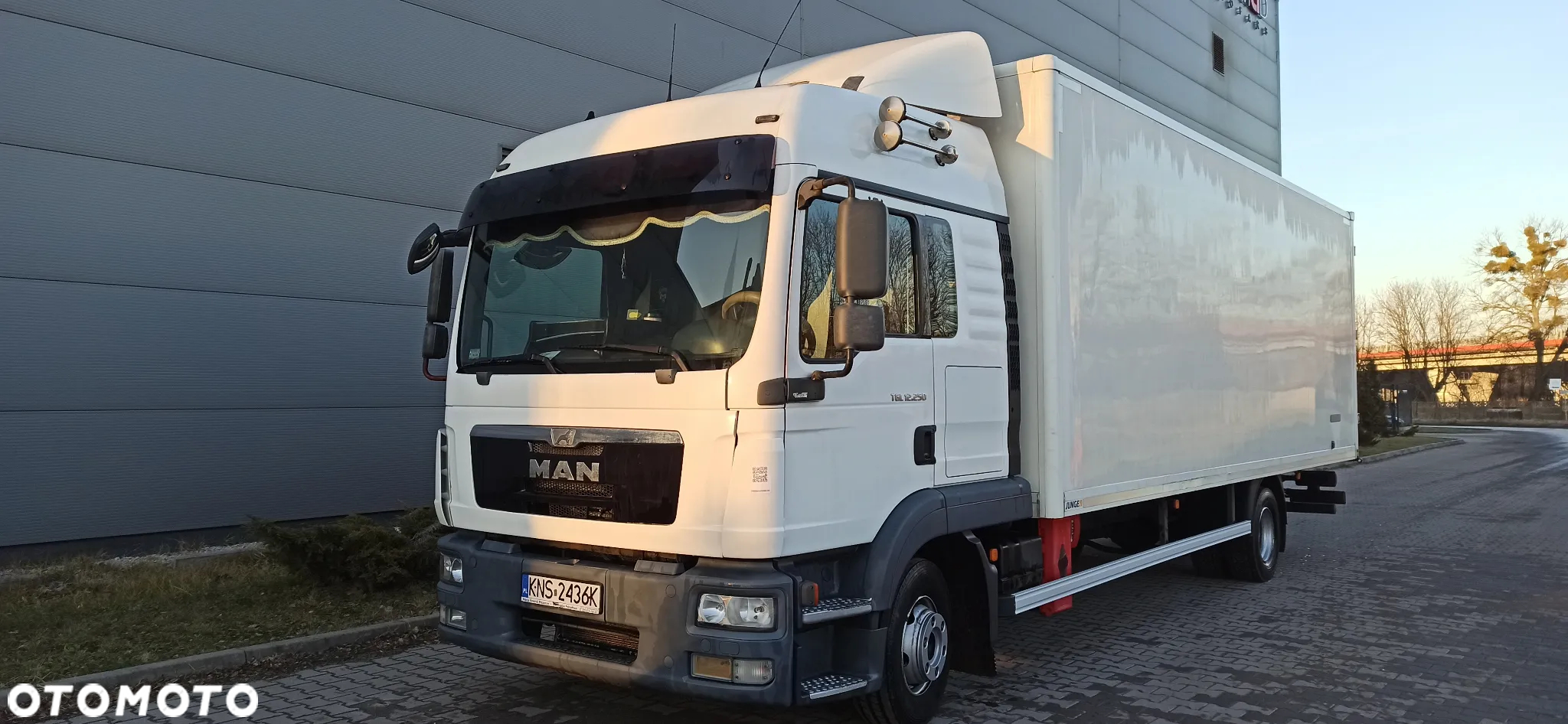 MAN tgl - 16