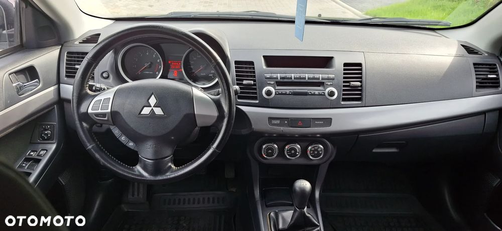 Mitsubishi Lancer 1.6 ClearTec Invite - 8