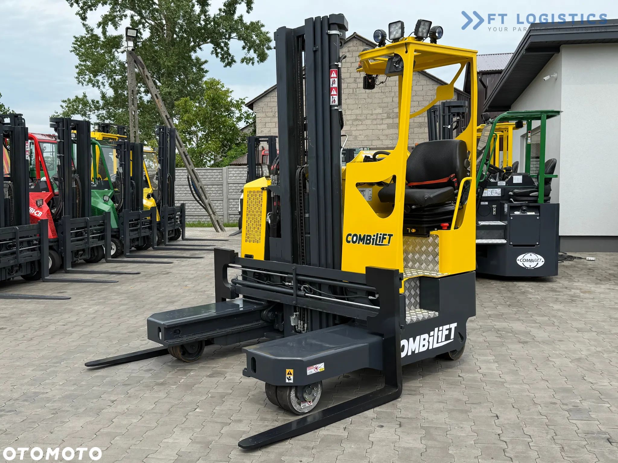 Combilift MR / ELEKTRYCZNY / TRIPLEX - 6000MM / WOLNY SKOK / SZEROKI POZYCJONER / PRZESUW WIDEŁ / JEDYNIE 1400MTH / JAK NOWY - 1