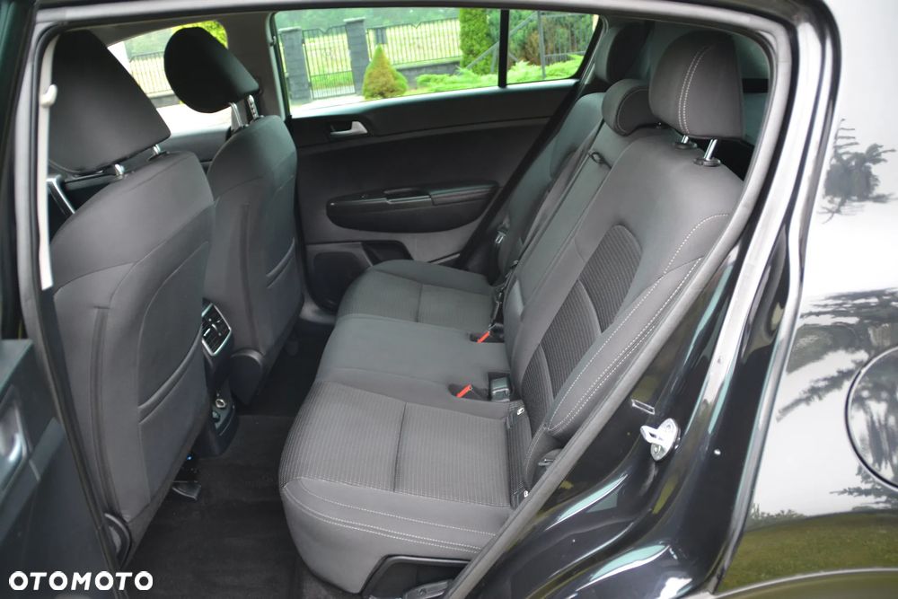 Kia Sportage 1.6 GDI 2WD Dream-Team Edition - 28