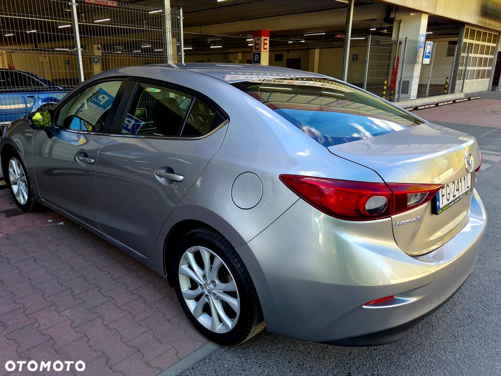 Mazda 3 - 5