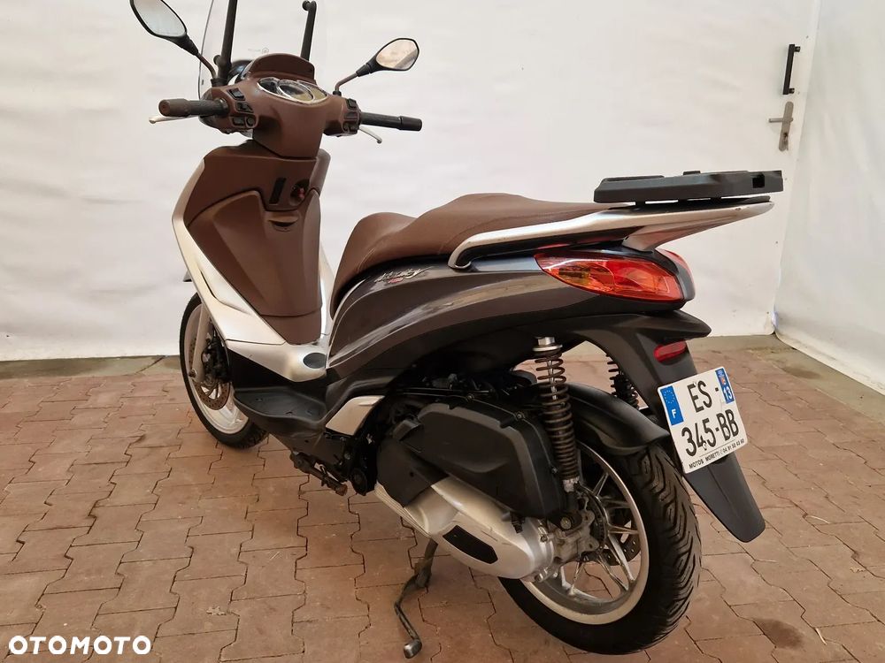 Piaggio Medley - 5