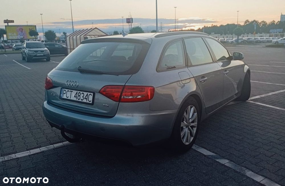 Audi A4 Avant 2.0 TDI DPF Ambiente - 7