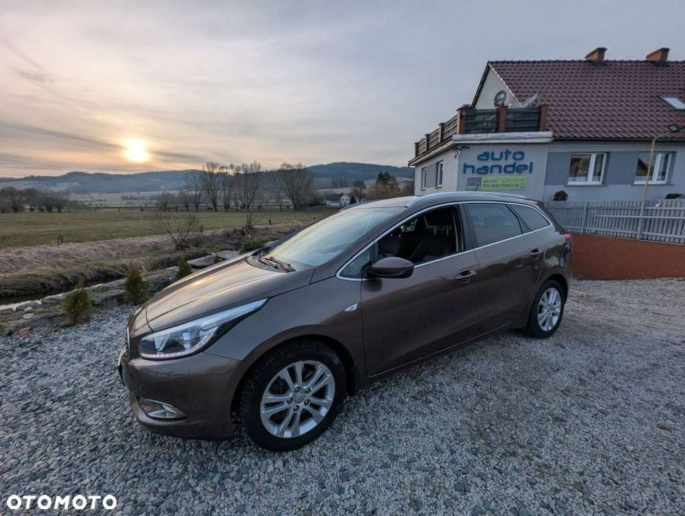 Kia Ceed - 1