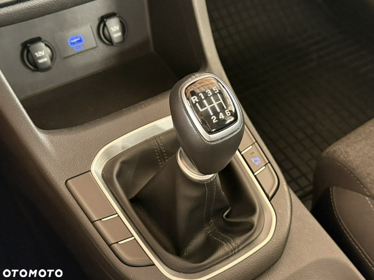 Hyundai i30 1.5 DPI Comfort - 22