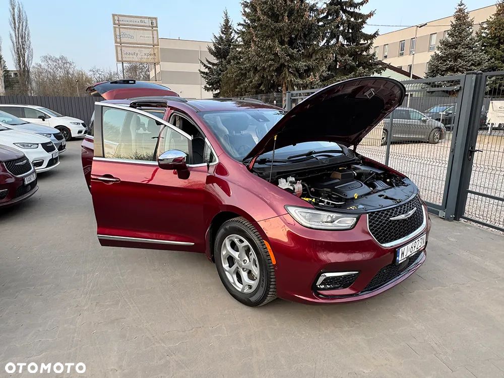 Chrysler Pacifica - 8