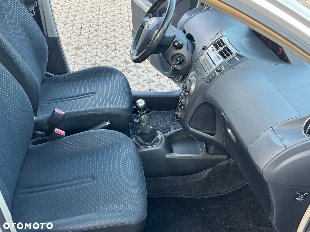 Toyota Yaris 1.4 D-4D Cool - 15