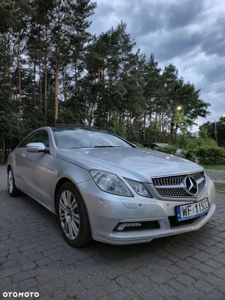 Mercedes-Benz Klasa E 350 CGI BlueEffICIENCY - 36